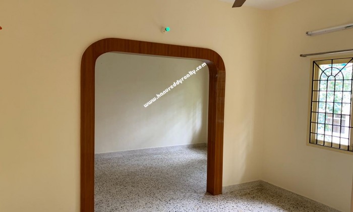 2 BHK Flat for Sale in Mandaveli